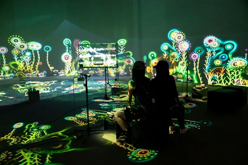 The Eternal Garden in a Bottle — exhibition view 18