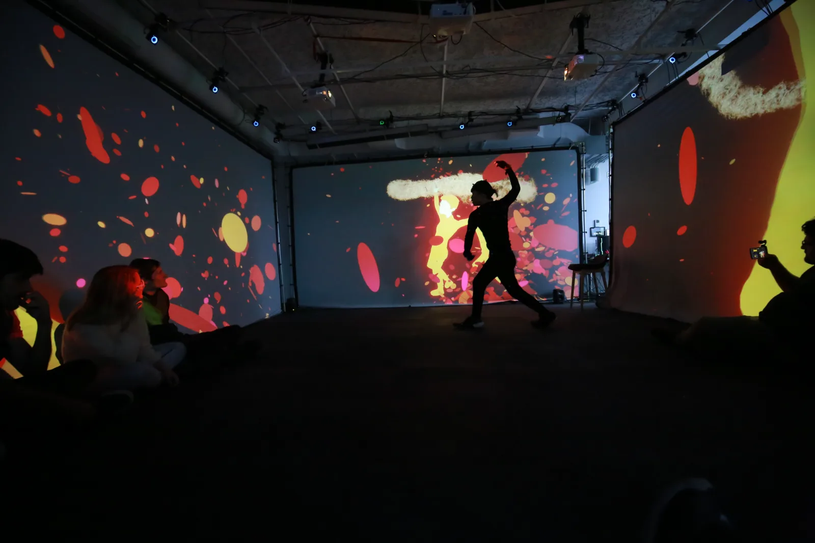 EXPLODE - Motion Capture Performance